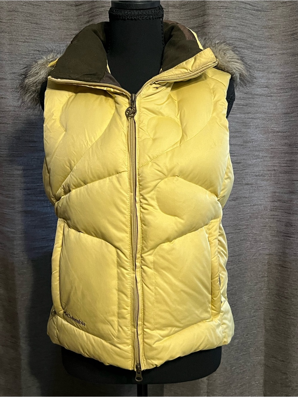 Columbia Yellow Quilted Puffer Vest with Faux Fur Trim